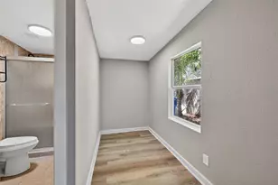 2725 14th Ave S, Saint Petersburg, FL 33712 - Photo 15