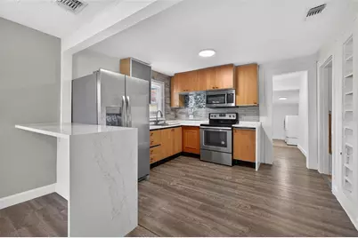 2725 14th Avenue S, Saint Petersburg, FL 33712 - Photo 7