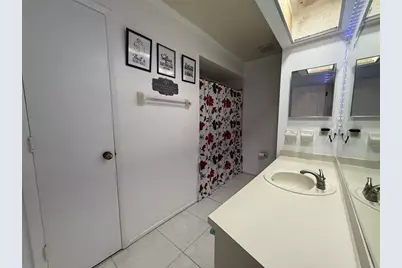 2589 Orangewood Court, Palm Harbor, FL 34684 - Photo 15