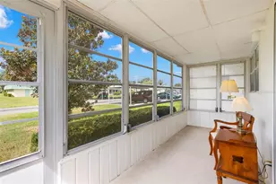 102 Cambridge Trail, Sun City Center, FL 33573 - Photo 17