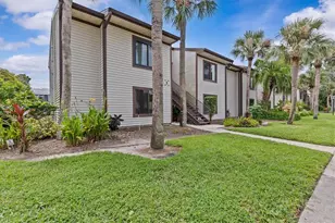 388 Moorings Cove Dr, Tarpon Springs, FL 34689 - Photo 1