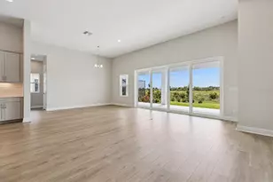 10303 Surrey Rose Dr, San Antonio, FL 33576 - Photo 3