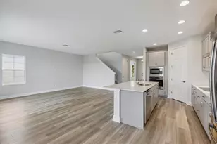 9711 Surrey Rose Dr, San Antonio, FL 33576 - Photo 13