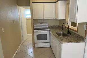 4618 20th Ave S, Saint Petersburg, FL 33711 - Photo 5