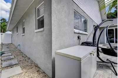 9084 76th Avenue, Seminole, FL 33777 - Photo 33