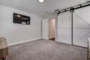 9084 76th Ave, Seminole, FL 33777 - Photo 29