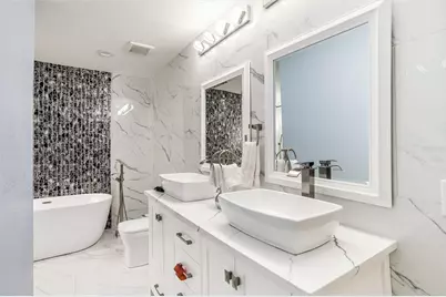 [Address not provided], Tampa, FL 33615 - Photo 11