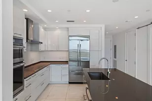 100 1st Ave N, Saint Petersburg, FL 33701 - Photo 11