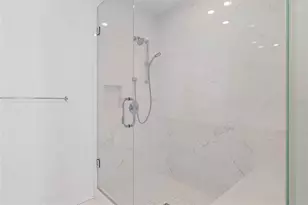 100 1st Ave N, Saint Petersburg, FL 33701 - Photo 25