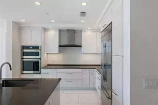 100 1st Ave N, Saint Petersburg, FL 33701 - Photo 13