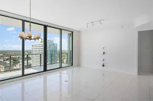 100 1st Ave N, Saint Petersburg, FL 33701 - Photo 9