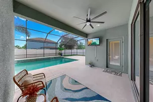 8445 White Poplar Dr, Riverview, FL 33578 - Photo 5