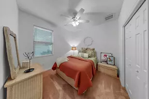 8445 White Poplar Dr, Riverview, FL 33578 - Photo 37