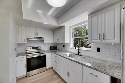 564 Florida Circle S, Apollo Beach, FL 33572 - Photo 19