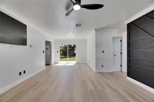 564 Florida Cir S, Apollo Beach, FL 33572 - Photo 9