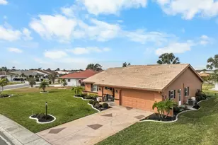 1809 Wolf Laurel Dr, Sun City Center, FL 33573 - Photo 39