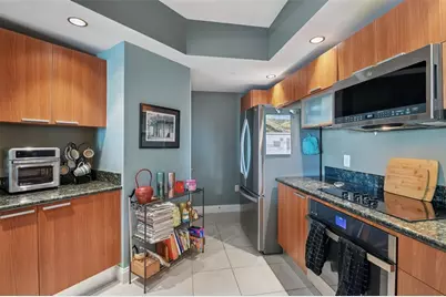 241 Riverside Drive #305, Daytona Beach, FL 32117 - Photo 5