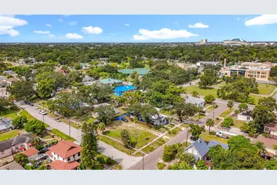 1831 10th Street S, Saint Petersburg, FL 33705 - Photo 9