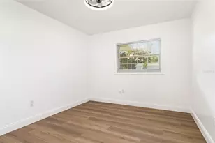 639 W Williams St, Lakeland, FL 33805 - Photo 17