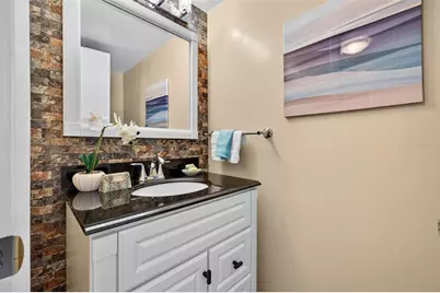 4880 Locust Street NE #330, Saint Petersburg, FL 33703 - Photo 21