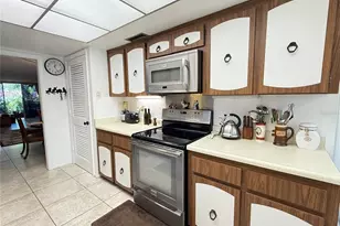 1012 Pearce Dr, Clearwater, FL 33764 - Photo 11