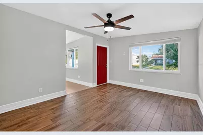 320 93rd Avenue N, Saint Petersburg, FL 33702 - Photo 7