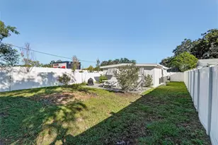 320 93rd Ave N, Saint Petersburg, FL 33702 - Photo 15