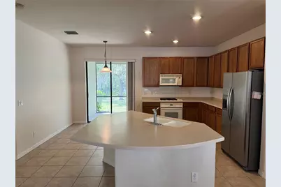 8237 Dunham Station Drive, Tampa, FL 33647 - Photo 15