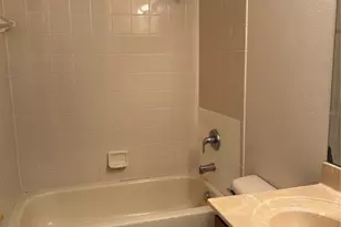 8237 Dunham Station Dr, Tampa, FL 33647 - Photo 23