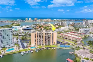 51 Island Way, Clearwater Beach, FL 33767 - Photo 9