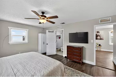 1324 40th Street S, Saint Petersburg, FL 33711 - Photo 15