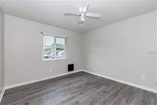 39132 County Road 54, Zephyrhills, FL 33542 - Photo 17