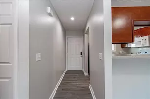 39132 County Road 54, Zephyrhills, FL 33542 - Photo 5