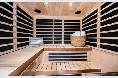 4916 62nd Avenue S, Saint Petersburg, FL 33715 - Photo 51