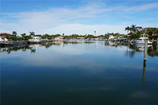 3753 46th Ave S, Saint Petersburg, FL 33711 - Photo 1