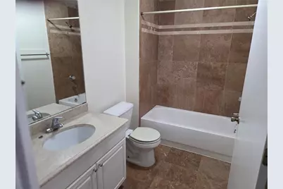 8513 Island Breeze Lane #202, Temple Terrace, FL 33637 - Photo 7