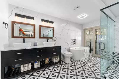 767 Caya Costa Court NE, Saint Petersburg, FL 33702 - Photo 11