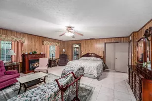 5105 N 45th St, Tampa, FL 33610 - Photo 25