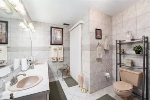 5105 N 45th St, Tampa, FL 33610 - Photo 27