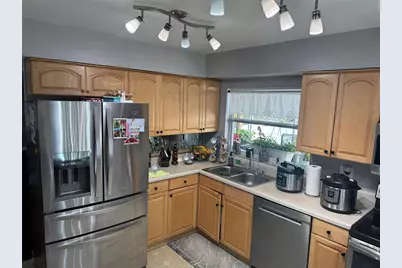 5102 Crestmore Court, Tampa, FL 33624 - Photo 11