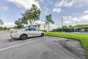 1109 Pine Ridge Cir W, Tarpon Springs, FL 34688 - Photo 45