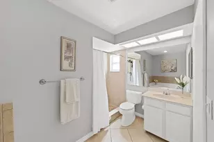 240 Whisper Lake Rd, Palm Harbor, FL 34683 - Photo 25