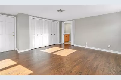 216 S Shore Crest Drive, Tampa, FL 33609 - Photo 11