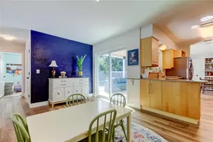 227 Palm Ln N, Saint Petersburg, FL 33710 - Photo 23