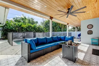 227 Palm Lane N, Saint Petersburg, FL 33710 - Photo 49