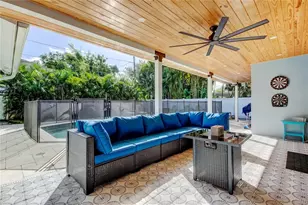 227 Palm Ln N, Saint Petersburg, FL 33710 - Photo 49