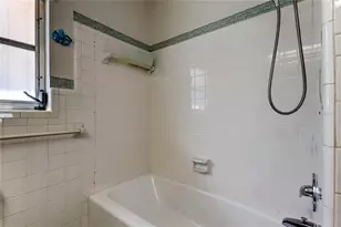 227 Palm Ln N, Saint Petersburg, FL 33710 - Photo 47