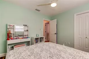 227 Palm Ln N, Saint Petersburg, FL 33710 - Photo 45