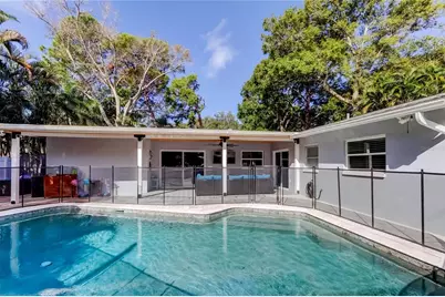 227 Palm Lane N, Saint Petersburg, FL 33710 - Photo 55