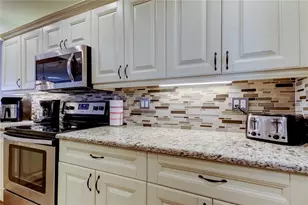 865 S Gulfview Blvd, Clearwater Beach, FL 33767 - Photo 11